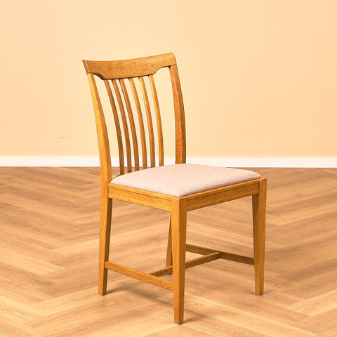 Swedish dining chairs in oak, model 'Vindö' by Svante Skogh for Balders Snickeri, Vaggeryd