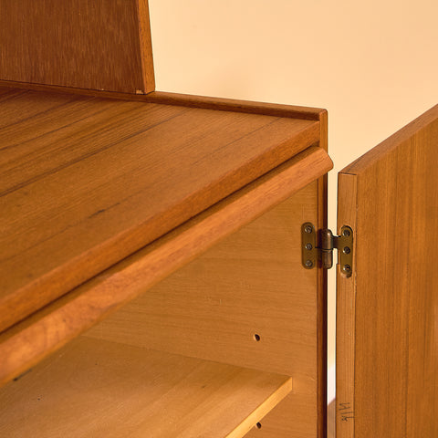 Swedish bookshelf in teak by AB Hovmantorps Möbelfabrik