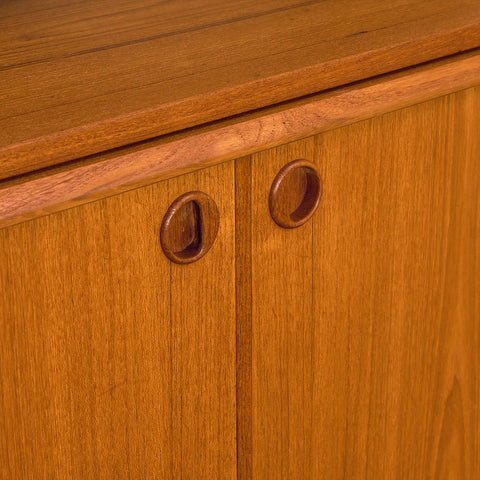 Swedish bookshelf in teak by AB Hovmantorps Möbelfabrik