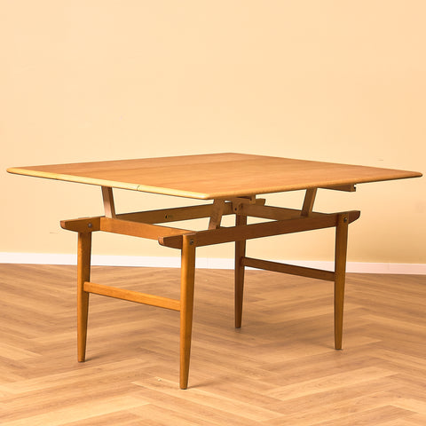 Swedish extandable coffee table in teak & beech by AB Örnen Möbelfabriken