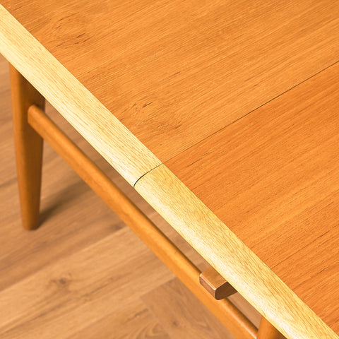 Swedish extandable coffee table in teak & beech by AB Örnen Möbelfabriken