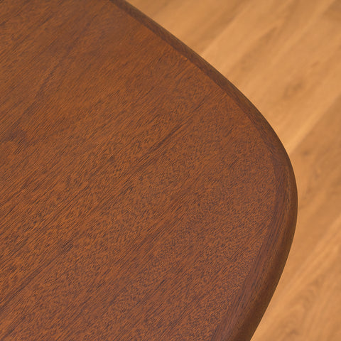 Danish oval dining table in mahogany by Skovby