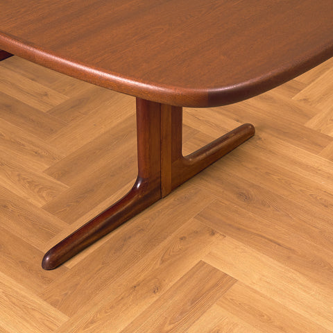 Danish oval dining table in mahogany by Skovby