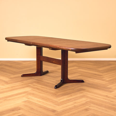 Danish oval dining table in mahogany by Ansager Møbler A/S