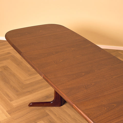 Danish oval dining table in mahogany by Ansager Møbler A/S