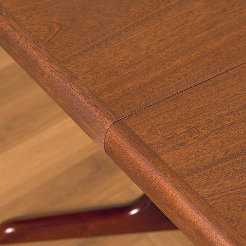 Danish oval dining table in mahogany by Ansager Møbler A/S