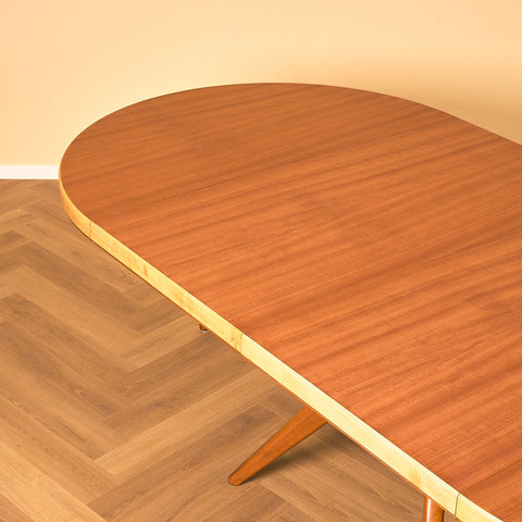 Swedish round dining table in mahogany by David Rosén for Nordiska Kompaniet