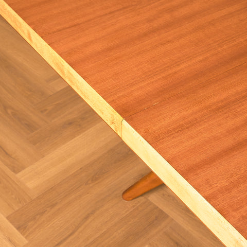 Swedish round dining table in mahogany by David Rosén for Nordiska Kompaniet
