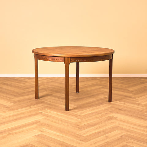 Swedish round dining table in walnut by Nils Jonsson for Troeds