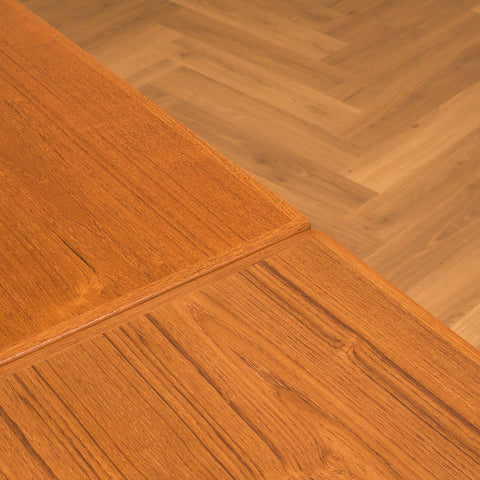 Danish dining table in teak