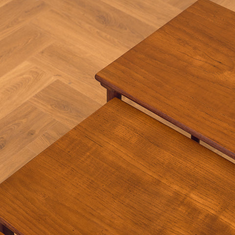 Danskt satsbord i teak