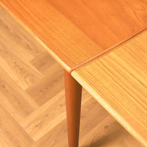 Danish dining table in teak