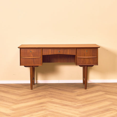 Danish writing desk in teak