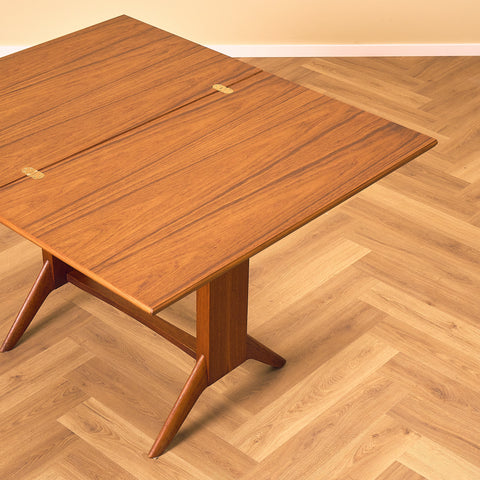German extendable coffee table/dining table in teak by Wilhelm Renz