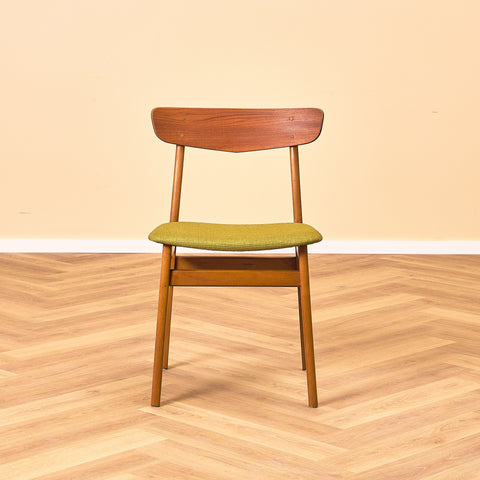 Danish dining chairs in teak & beech by Findahl, model 'Mosbøl'