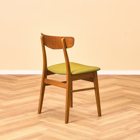 Danish dining chairs in teak & beech by Findahl, model 'Mosbøl'