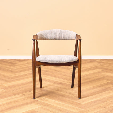 Danish dining armchairs in walnut 'model 213' by Thomas Harlev for Farstrup