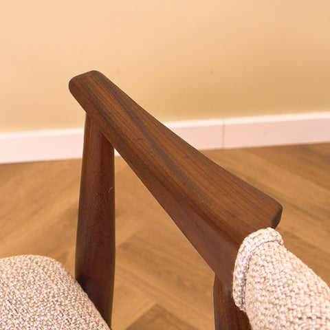 Danish dining armchairs in walnut 'model 213' by Thomas Harlev for Farstrup