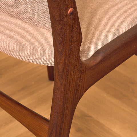 Danish dining chairs in walnut by Erik Buch for Anderstrup Møbelfabrik, model 89
