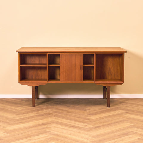 Danish writing desk in teak