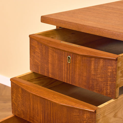 Danish writing desk in teak and beech
