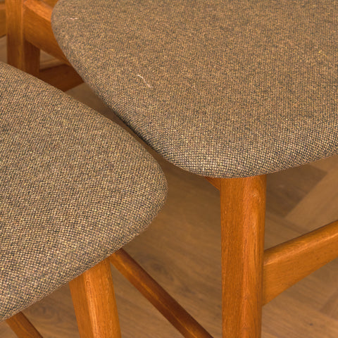 Danish set of 6 dining chairs in teak and oak