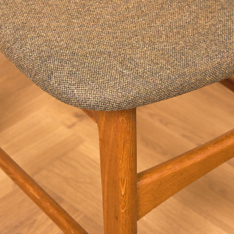 Danish set of 6 dining chairs in teak and oak
