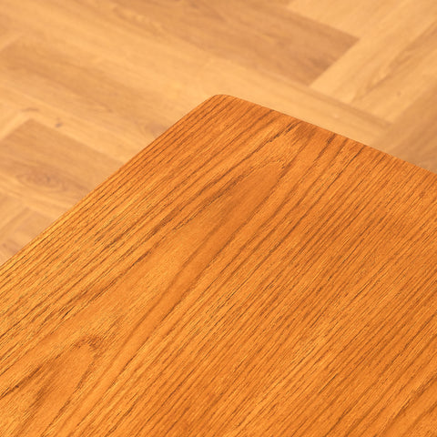 Svenskt litet sidobord i teak och valnöt