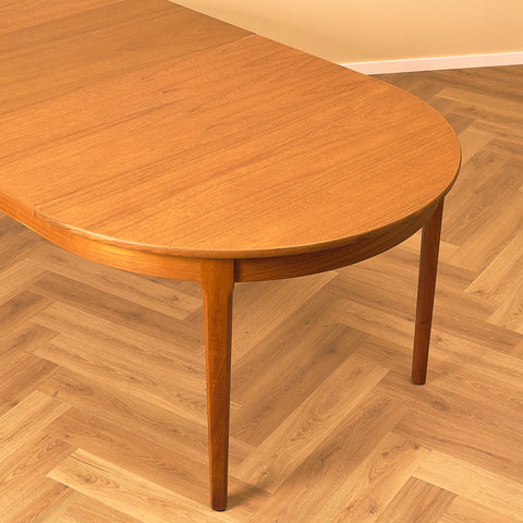 Danish round dining table in teak