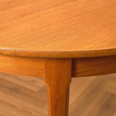Danish round dining table in teak