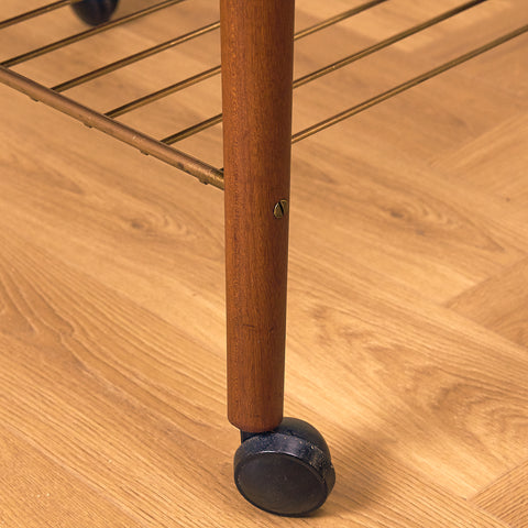 Svenskt sidobord i teak