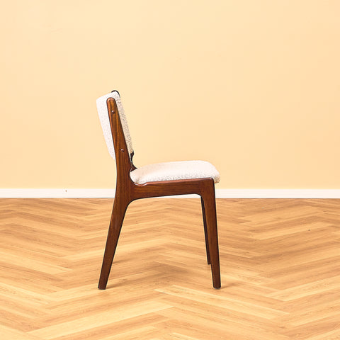 Danish dining chairs in mahogany by Erik Buch for Anderstrup Møbelfabrik, model 89