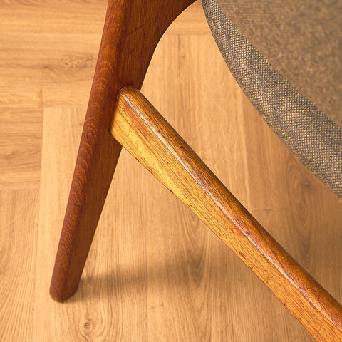 A rare set of Danish dining chairs in teak by Erik Buch for Anderstrup Møbelfabrik, model 89
