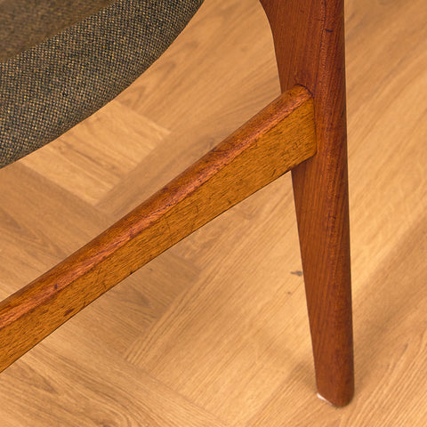 A rare set of Danish dining chairs in teak by Erik Buch for Anderstrup Møbelfabrik, model 89