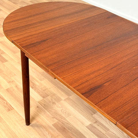 Danish dining table in teak "Arne Vodder style"