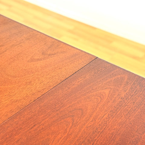Danish oval dining table in mahogany by Skovby Møbelfabrik