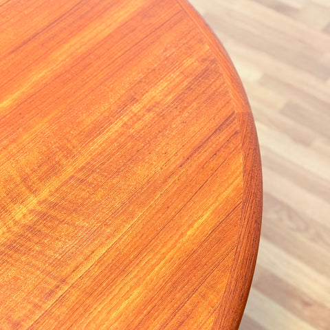 Large round dining table model 62 in teak by Henning Kjærnulf & Erling Torvits for Sorø Stolefabrik