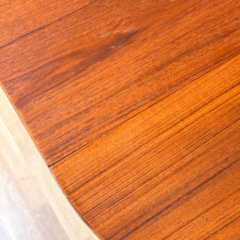 Danish dining table in teak "Arne Vodder style"