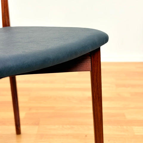 Danish set of dining chairs in Santos rosewood by Harry Østergaard for Randers Møbelfabrik