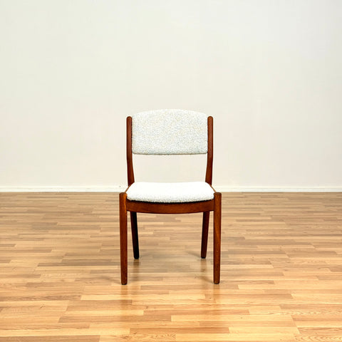 Danish set of 4 dining chairs in oak by FDB Møbler