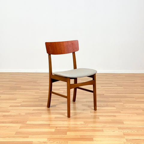 Danish set of 4 dining chairs in teak & beech