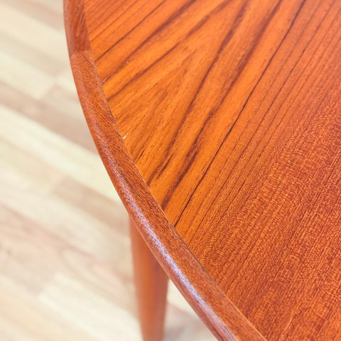 Danish round dining table in teak