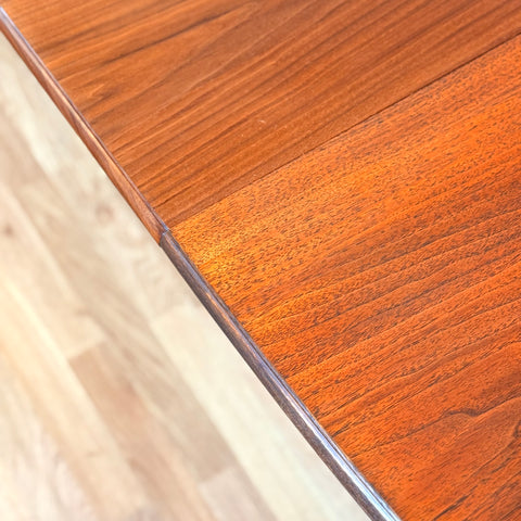 Swedish oval dining table "Vindö" in walnut by Svante Skogh