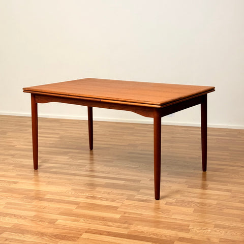 Danish dining table with in teak