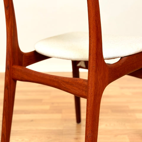 Danish set of 4 dining chairs in teak by Schiønning & Elgaard