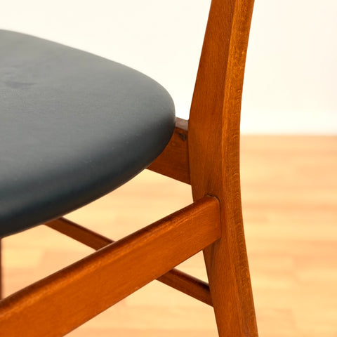 Danish dining chairs in teak & beech model 210 by Farstrup