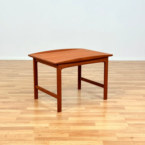Swedish coffee table in teak, "Frisco" by Folke Ohlsson for Tingströms