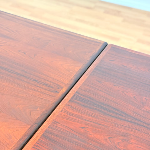Danish rectangular dining table in Santos rosewood by Omann Jun møbelfabrik a/s