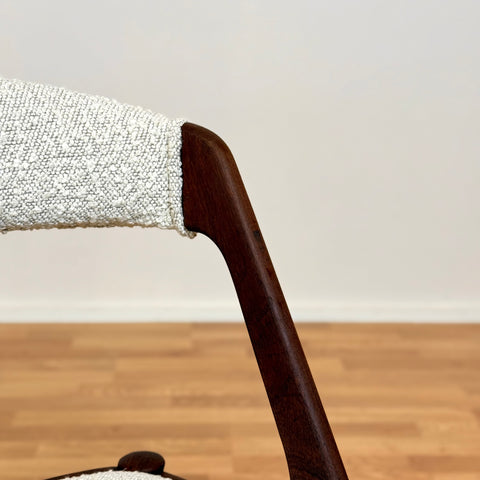 Danish set of 4 dining chairs in teak by Henning Kjærnulf
