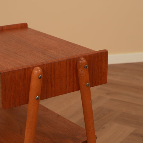 Swedish bedside table in teak by Carlström & Co Möbelfabrik